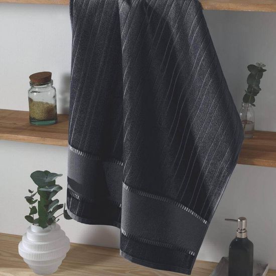 Toalha de Banho Aveludada Bella para Bordar 70cm x 1,40m - Dohler - Preto